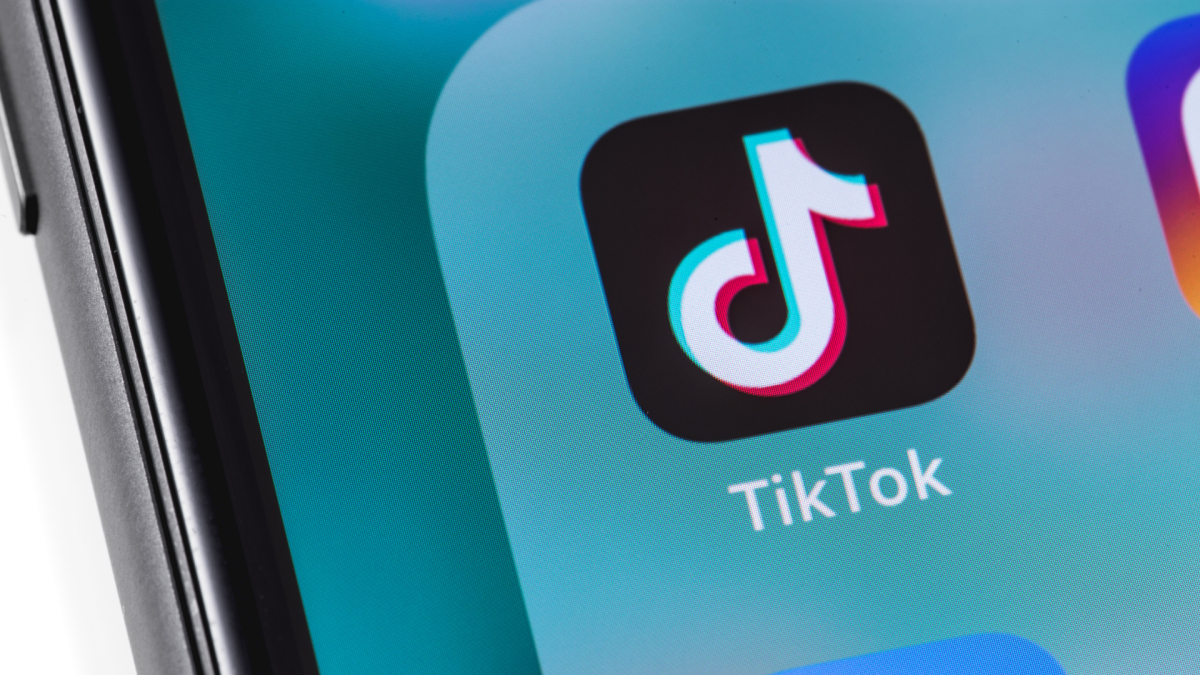 TikTok 正在推出两项新的 DM 功能